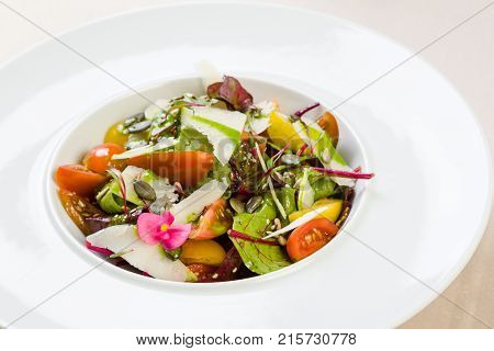 Fresh Vegetable Salad
