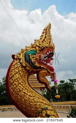 Naga Statue på Thai Temple