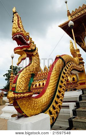 Naga Statue på Thai Temple