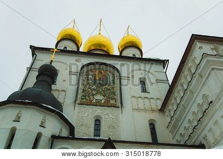 Saint-petersburg, Russia: Znamenskaya Church On Znamenskaya Square