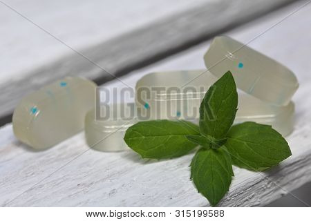 Peppermint Candies For Breath Freshening. With Refreshing Microgranules. Cooling Menthol For Sore Th