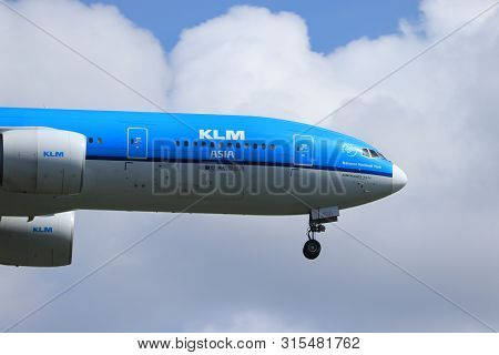 Amsterdam, The Netherlands - July 21st 2019: Ph-bqn Klm Royal Dutch Airlines Boeing 777-200 On Final