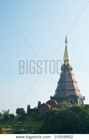 Pagode auf dem Gipfel des Berges
