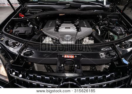 Novosibirsk, Russia - July 12, 2019:  Mercedes-benz M-class Ml63 Amg, Close-up Of The Engine, Front 