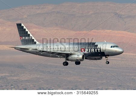 Las Vegas, Nevada, Usa - May 5, 2013: Spirit Airlines Airbus A319 Regional Airliner On Approach To L