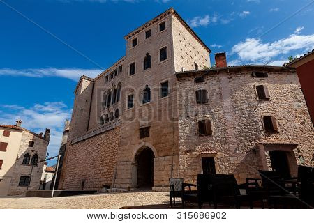 View Ot The Venetian Palace Called Soardo - Bembo Castle In Valle - Bale, Istria. Croatia