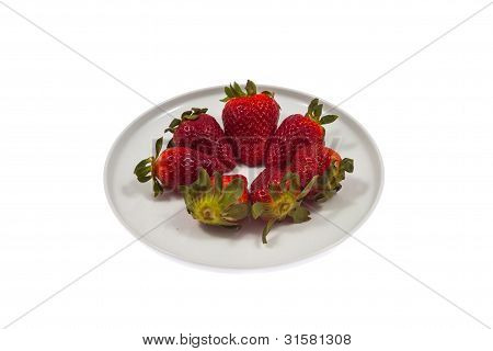 Erdbeeren auf einer Platte