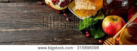 Rosh Hashanah Celebration Background