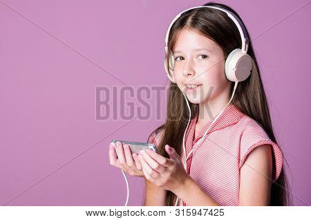 Inspire. Self Education. Mp3 Player. Child Study Online. E Learning With Ebook. Home Schooling. Smal