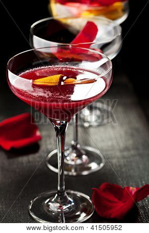 ขมหวานค็อกเทล - กิน Campari และน้ำเบอร์รี่