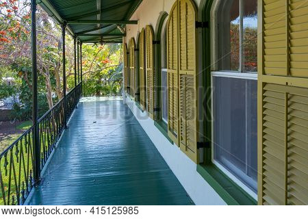 Key West, Usa - 04.30.2017: Ernest Hemingway Home In Key West. Beautiful, Lime-colored Villa In Span