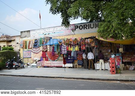JAIPUR, INDIA - NOVEMBER 2, 2015: Jaipur Textile Market. The market is famous for wholesale jaipuri kurtis and Rajputi poshak