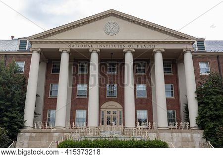Bethesda, Maryland 09/12/2020: View Of The Main Historical Building (building 1) Of The National Ins
