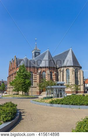 Rijssen, Netherlands - April 27, 2020: Historic Schildkerk Church In The Center Of Rijssen, Netherla