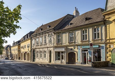 Vienna, Austria - April 25, 2015: View To Small Village Of Grinzing In Vienna, A Place For Good Loca