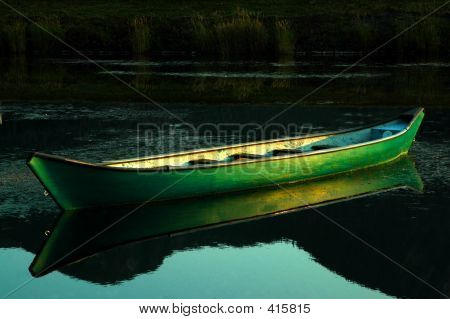 เรือแจวสีเขียว