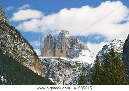 三峰