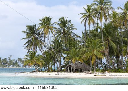 Beautiful Paradise Island, San Blas