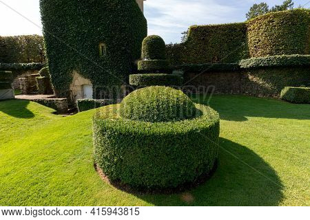Eyrignac, France - September 2, 2018: The Picturesque Jardins Du Manoir D Eyrignac In Dordogne. Fran