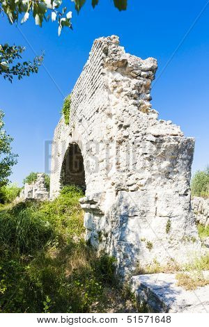 ruins of Roman aqueduct near Meunerie, Provence, France