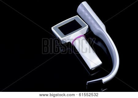 Video laryngoscope