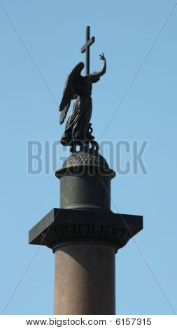 Anioł na kolumna Aleksandrowska