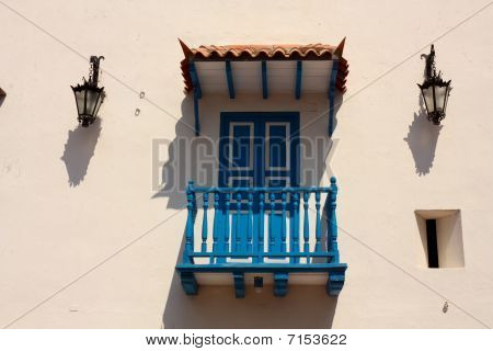 Détail d'une maison coloniale. Balcon typique