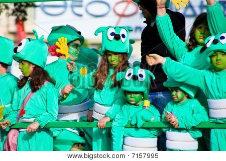 Cypern karneval, Full av färger och roliga