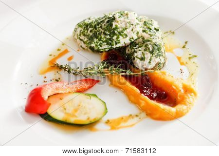 chicken cutlets with vegetables