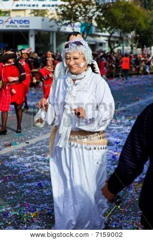 Cypern karneval, Full av färger och roliga
