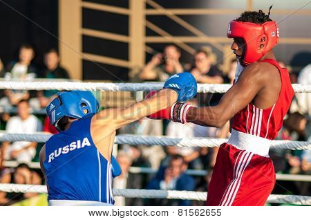 A Boxing Match Between Alayn Limonta (havana, Cuba) And Mamedov Gabil (orenburg, Russia)