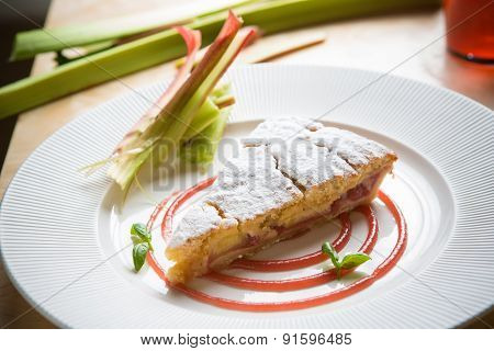 Rhubarb cake