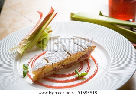 Rhubarb cake