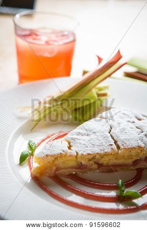 Rhubarb cake