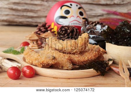 shishamo fried with sause is a delicious