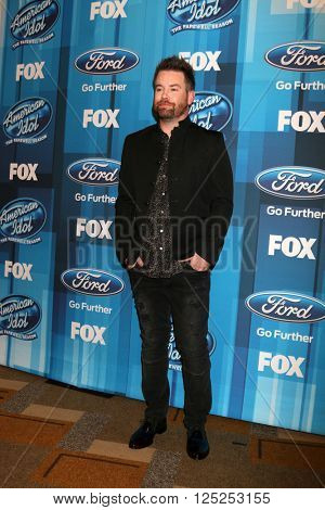 LOS ANGELES - APR 7:  David Cook at the American Idol FINALE Arrivals at the Dolby Theater on April 7, 2016 in Los Angeles, CA