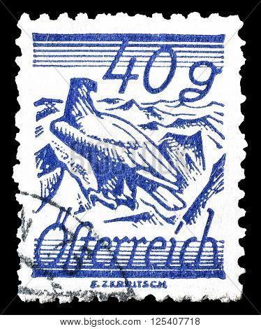 AUSTRIA - CIRCA 1925 : Cancelled postage stamp printed by Austria, that shows Eagle.