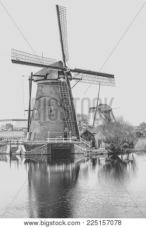 Dutch windmill at Kinderdijk - Elshout, Netherlands