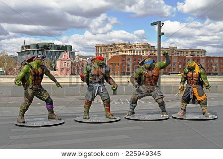 Moscow, Russia - April 23, 2016: Teenage Mutant Ninja Turtles Figures In The Park Muzeon In Moscow