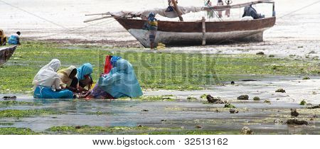 Kvinder og børn i Zanzibar