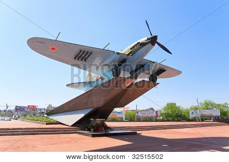 Low-flying Attack Airplane 