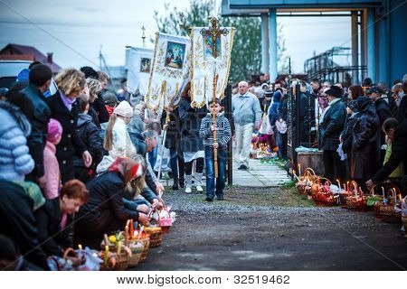 MUKACZEWO - 15 kwietnia: Wielkanoc w katedra kościół prawosławny, kwietnia 15, 2012, Mukache