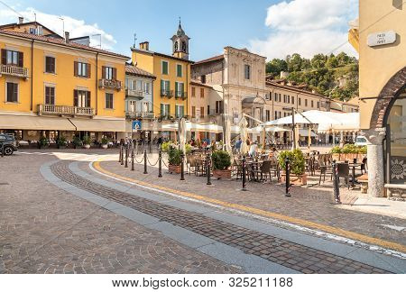 View Of Central Square - Piazza Del Popolo In Center Of Arona, Located On The Shore Of Lake Maggiore