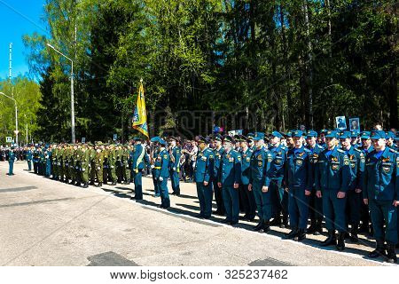 Obninsk, Russia - May 9, 2016: Celebration Of The Victory Day, Great Patriotic War 1941-1945. The Ra