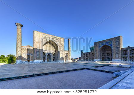 Registan - Samarkand, Uzbekistan