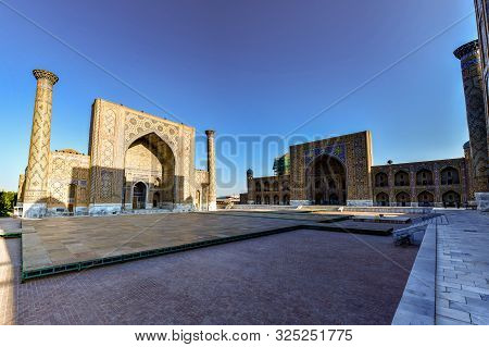 Registan - Samarkand, Uzbekistan