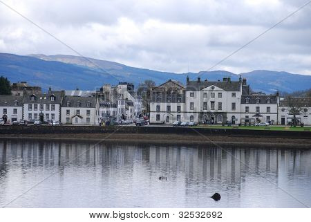 ริมน้ำ Inverary