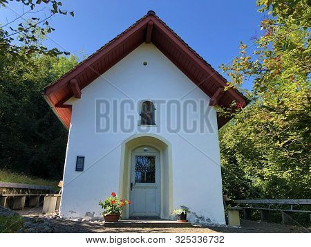 Ribi Chapel Or Ribikapelle Above The Buochs Settlement And Lake Lucerne Or Vierwaldstaetersee Lake (