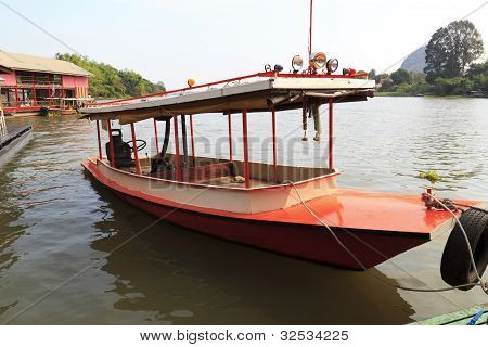 Båt