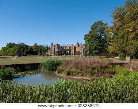 Kentwell Hall Suffolk Tudor Manor Special Day Visit Olde Romantic Historical Re-enactment